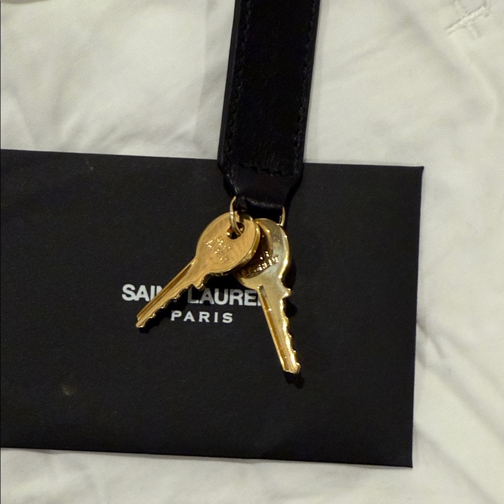 Saint Laurent Black Satchel Bag - Picture 3 of 7